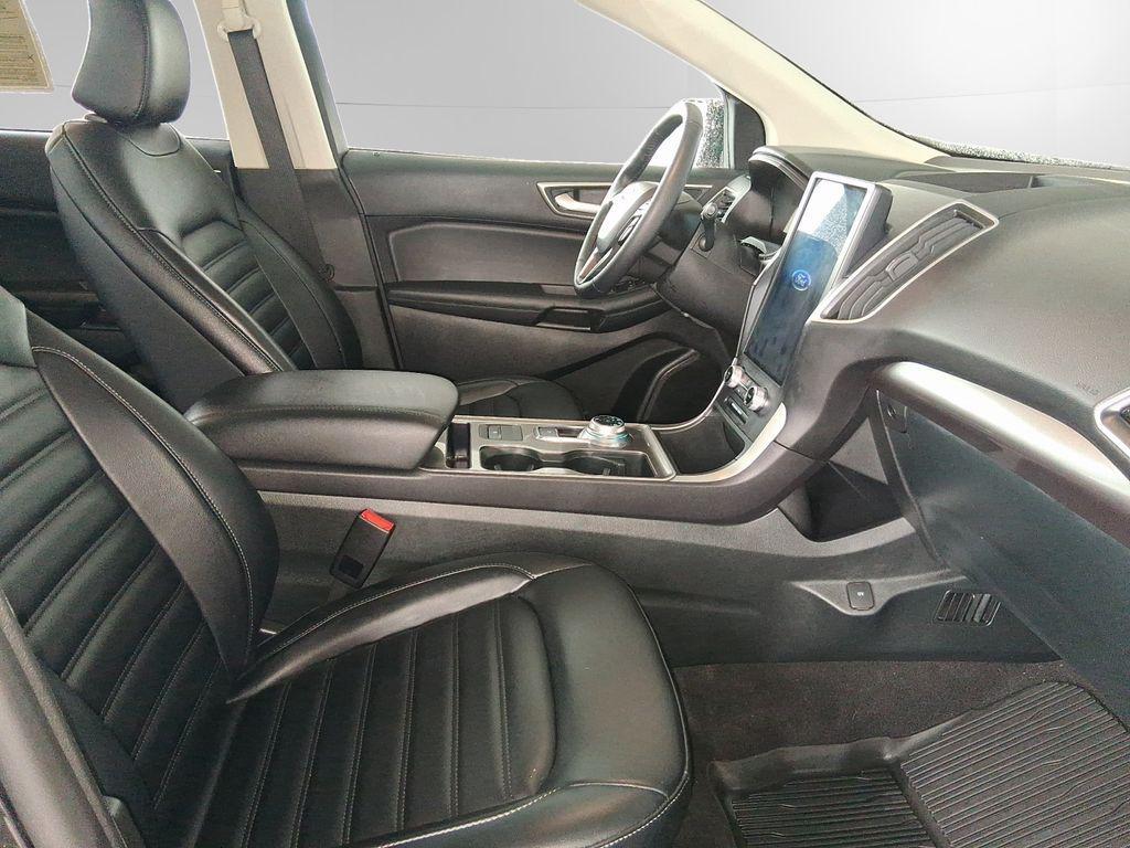 used 2024 Ford Edge car, priced at $29,337