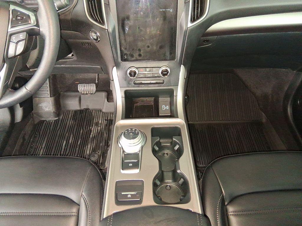used 2024 Ford Edge car, priced at $29,337