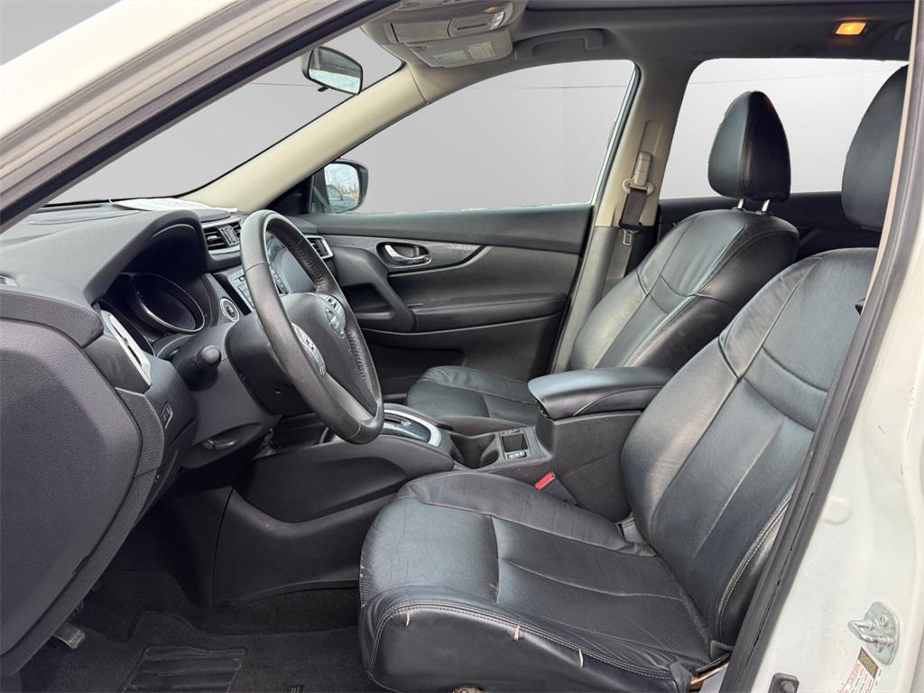 used 2015 Nissan Rogue car, priced at $7,934