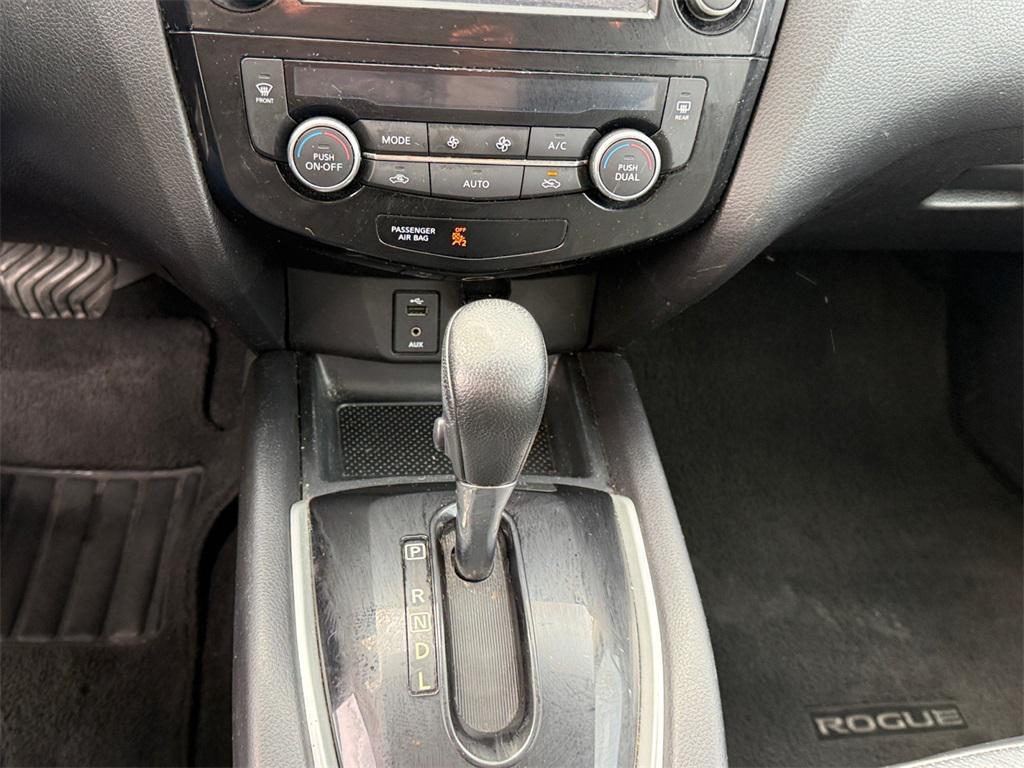 used 2015 Nissan Rogue car, priced at $7,934