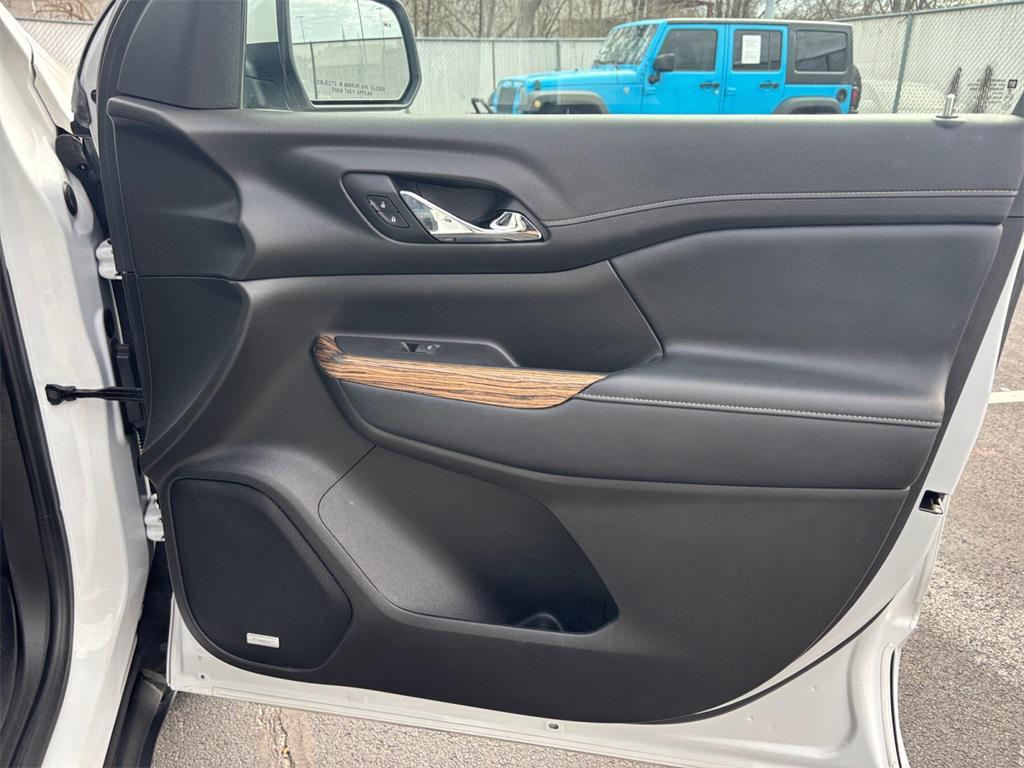 used 2019 GMC Acadia car, priced at $24,587