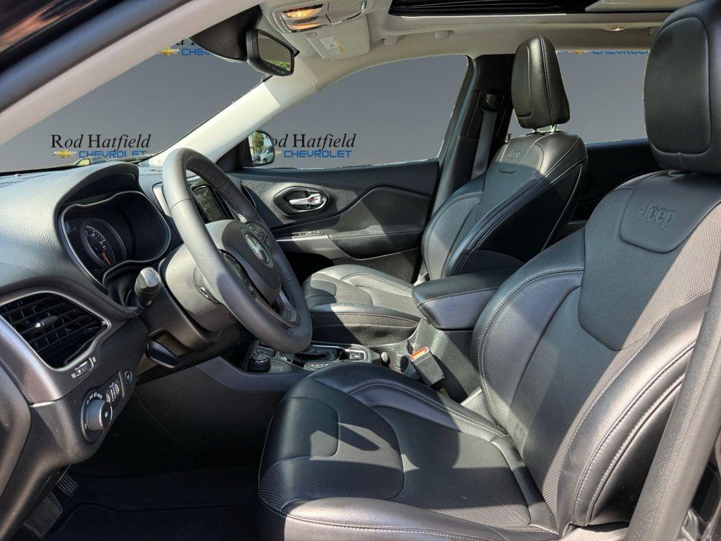 used 2022 Jeep Cherokee car, priced at $22,990