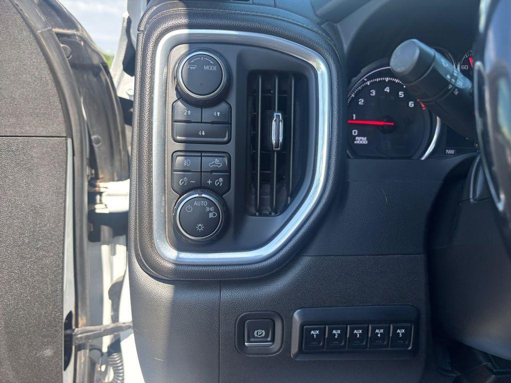 used 2023 Chevrolet Silverado 3500 car, priced at $44,560