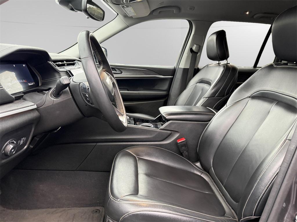 used 2023 Jeep Grand Cherokee car, priced at $25,500