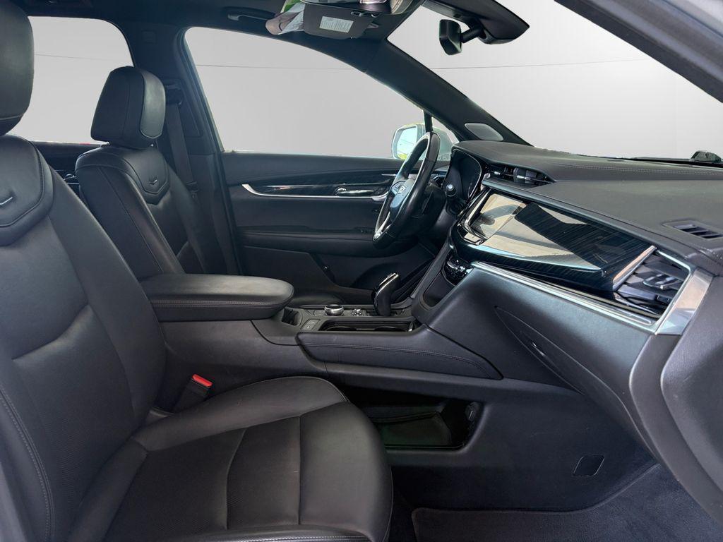 used 2020 Cadillac XT6 car, priced at $27,552
