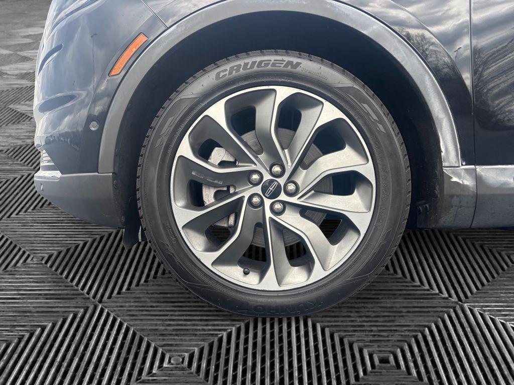 used 2022 Lincoln Nautilus car, priced at $26,984