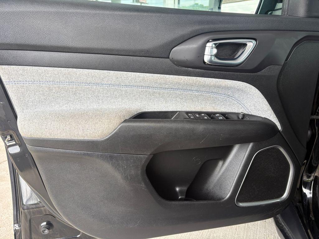 used 2022 Jeep Compass car, priced at $20,298