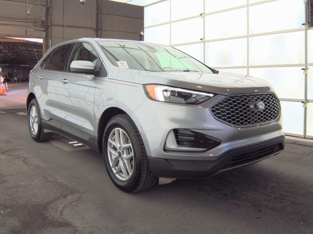 used 2024 Ford Edge car, priced at $21,500