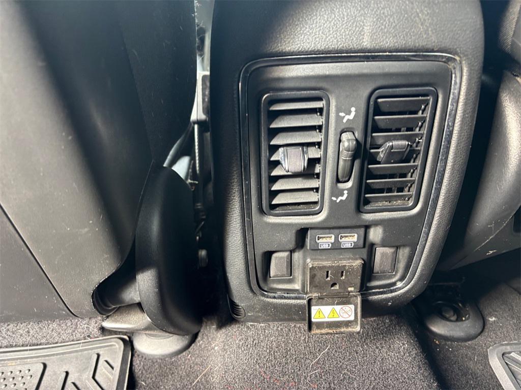 used 2019 Jeep Grand Cherokee car, priced at $21,582