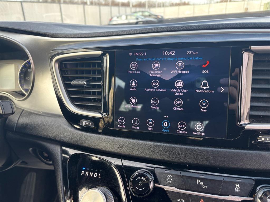 used 2020 Chrysler Pacifica car, priced at $18,364