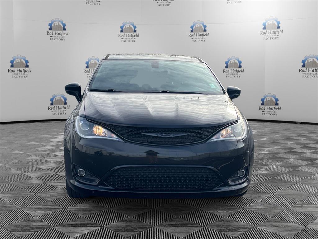 used 2020 Chrysler Pacifica car, priced at $18,364