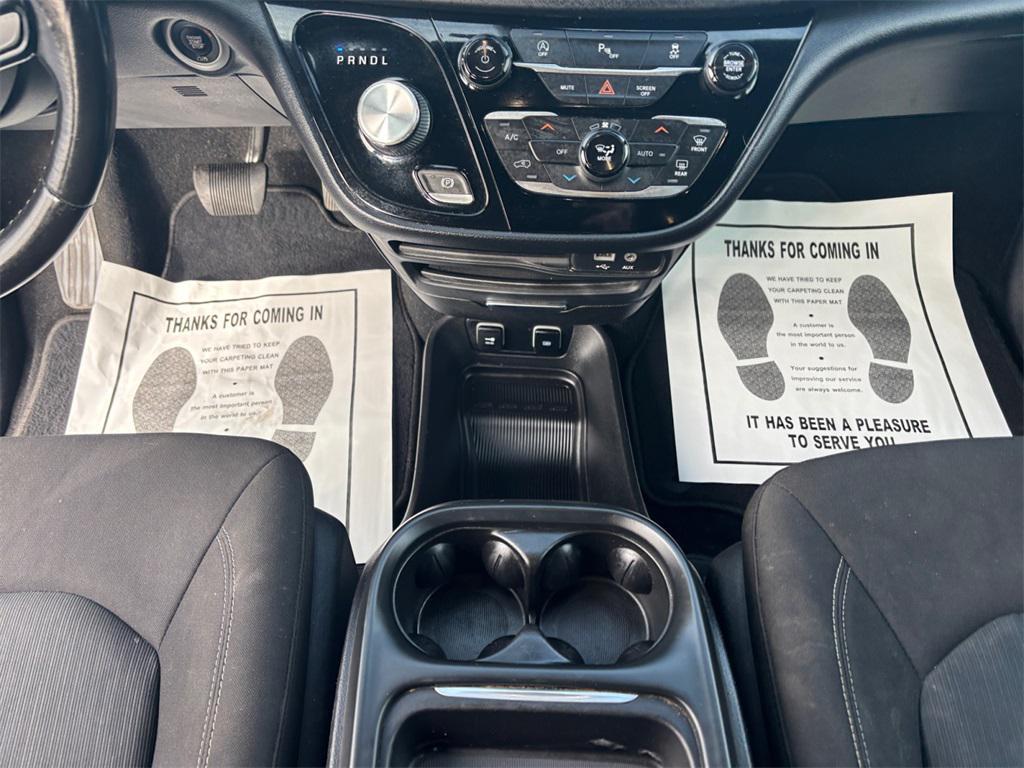 used 2020 Chrysler Pacifica car, priced at $18,364