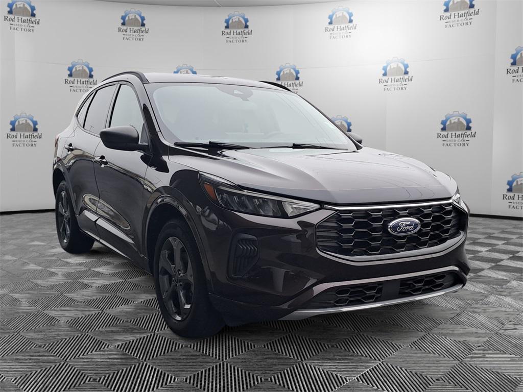 used 2023 Ford Escape car, priced at $25,592