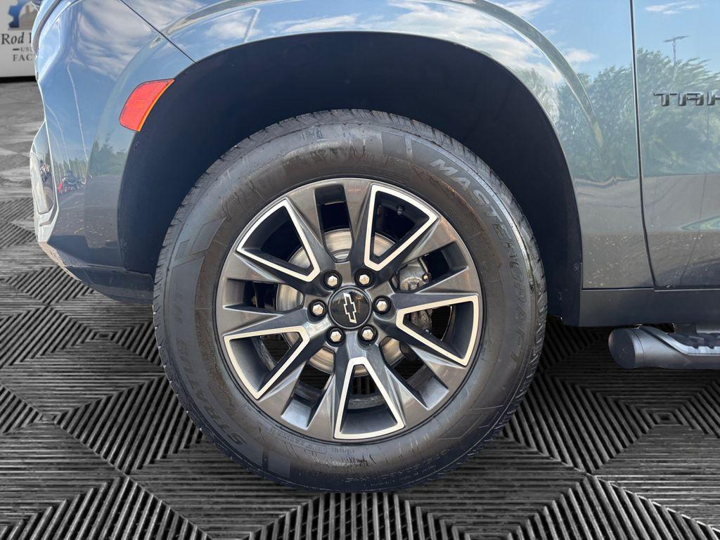 used 2021 Chevrolet Tahoe car, priced at $43,296