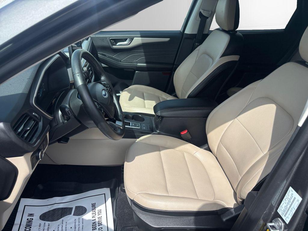 used 2022 Ford Escape car, priced at $24,154
