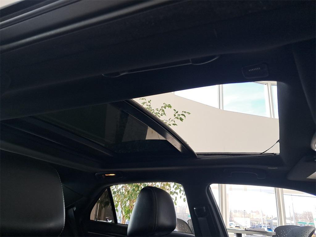 used 2023 Chrysler 300 car, priced at $27,500