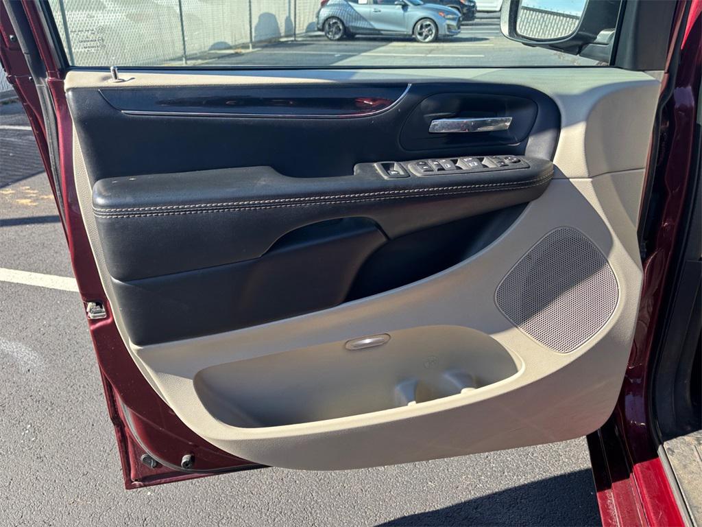 used 2020 Dodge Grand Caravan car, priced at $15,553