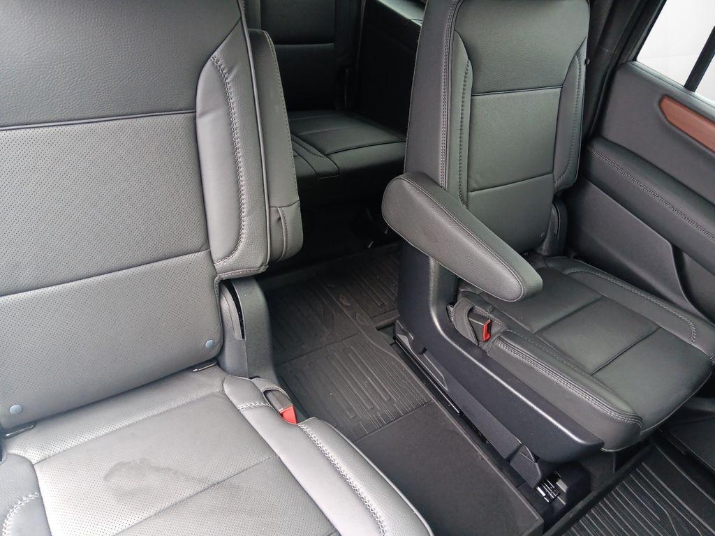 used 2025 GMC Yukon XL car, priced at $77,990
