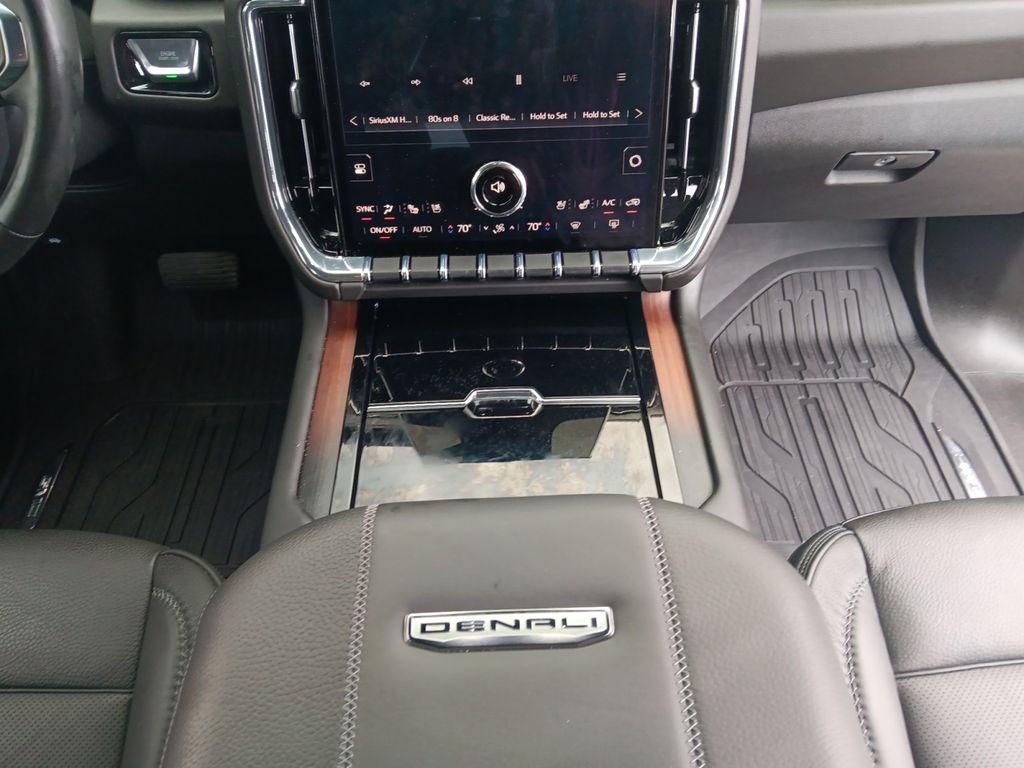 used 2025 GMC Yukon XL car, priced at $77,990