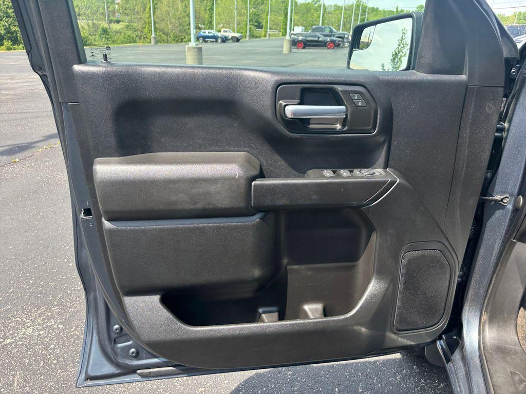 used 2021 Chevrolet Silverado 1500 car, priced at $31,391