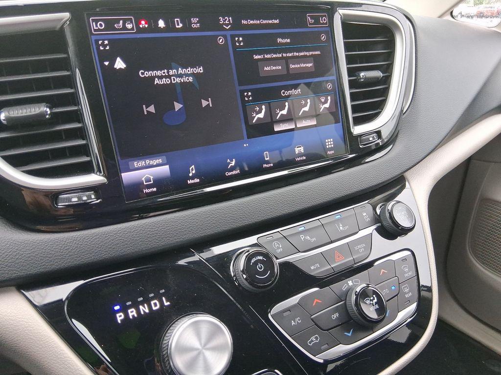 used 2023 Chrysler Pacifica car, priced at $28,456