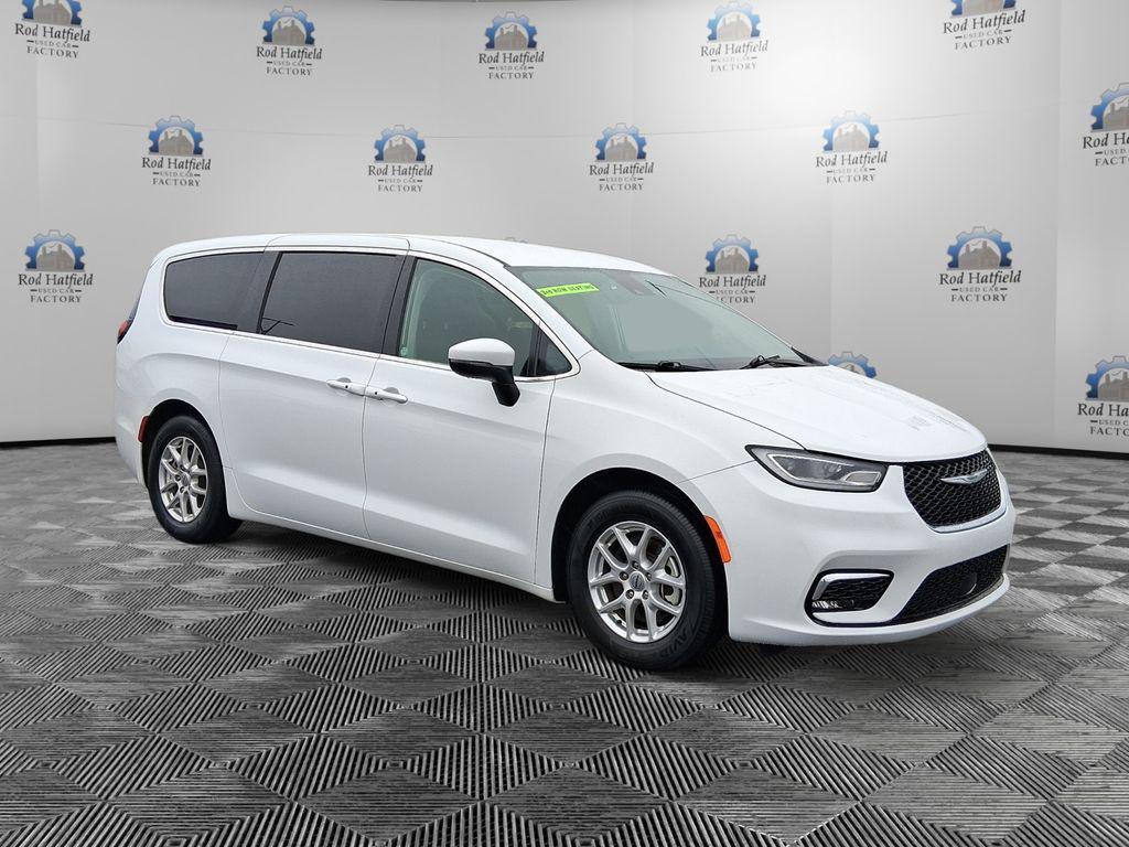 used 2023 Chrysler Pacifica car, priced at $28,456