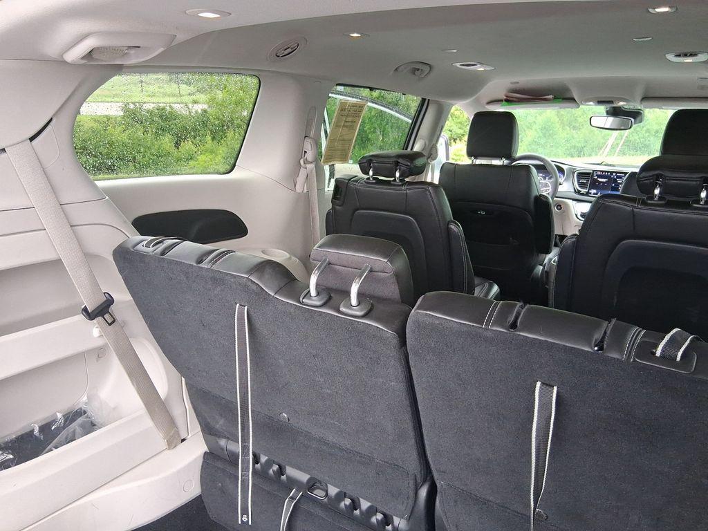 used 2023 Chrysler Pacifica car, priced at $28,456