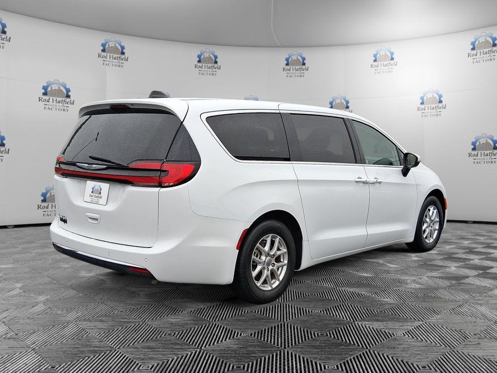 used 2023 Chrysler Pacifica car, priced at $28,456
