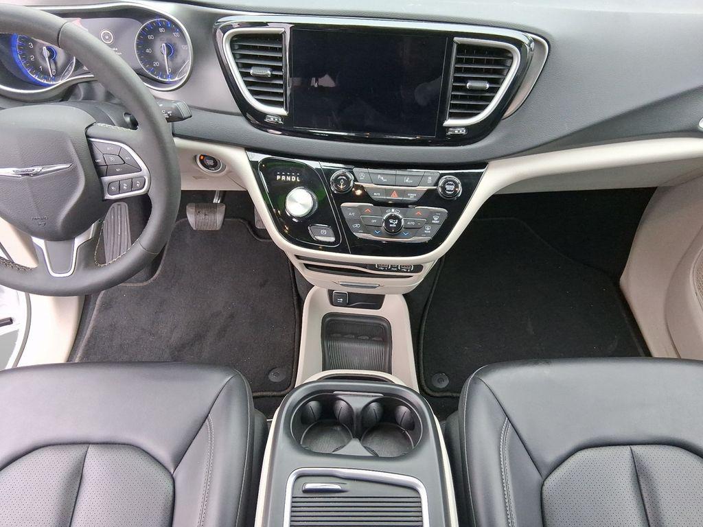 used 2023 Chrysler Pacifica car, priced at $28,456