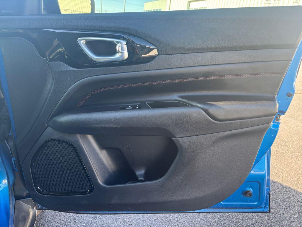 used 2022 Jeep Compass car, priced at $19,065