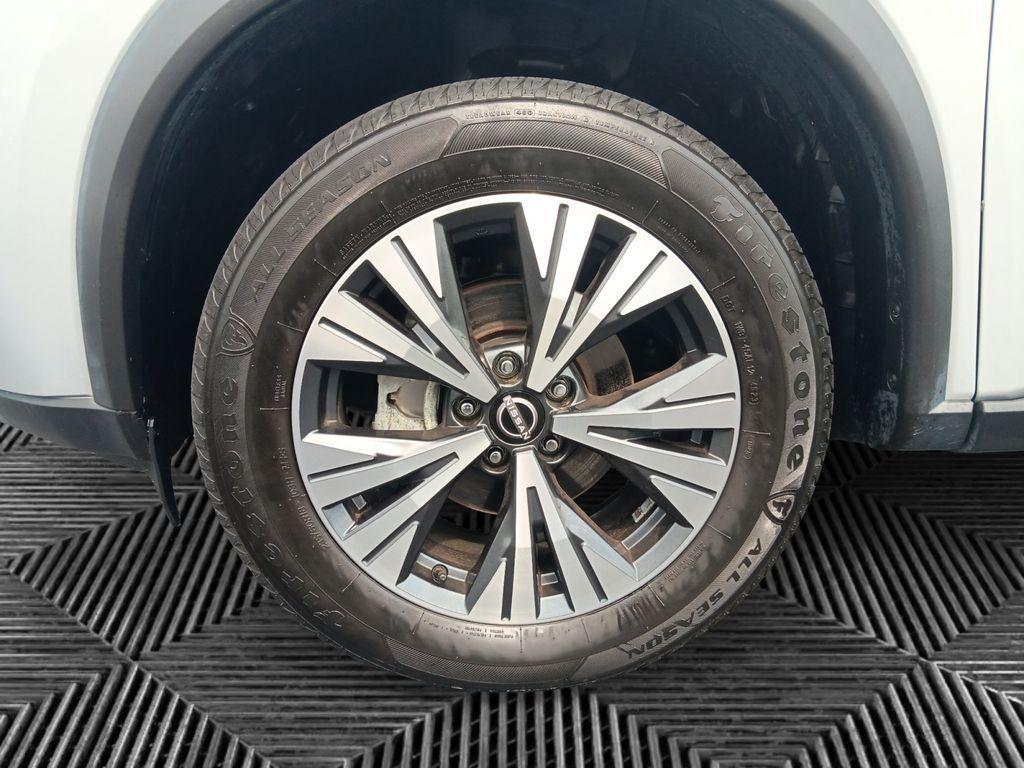 used 2023 Nissan Rogue car, priced at $19,982