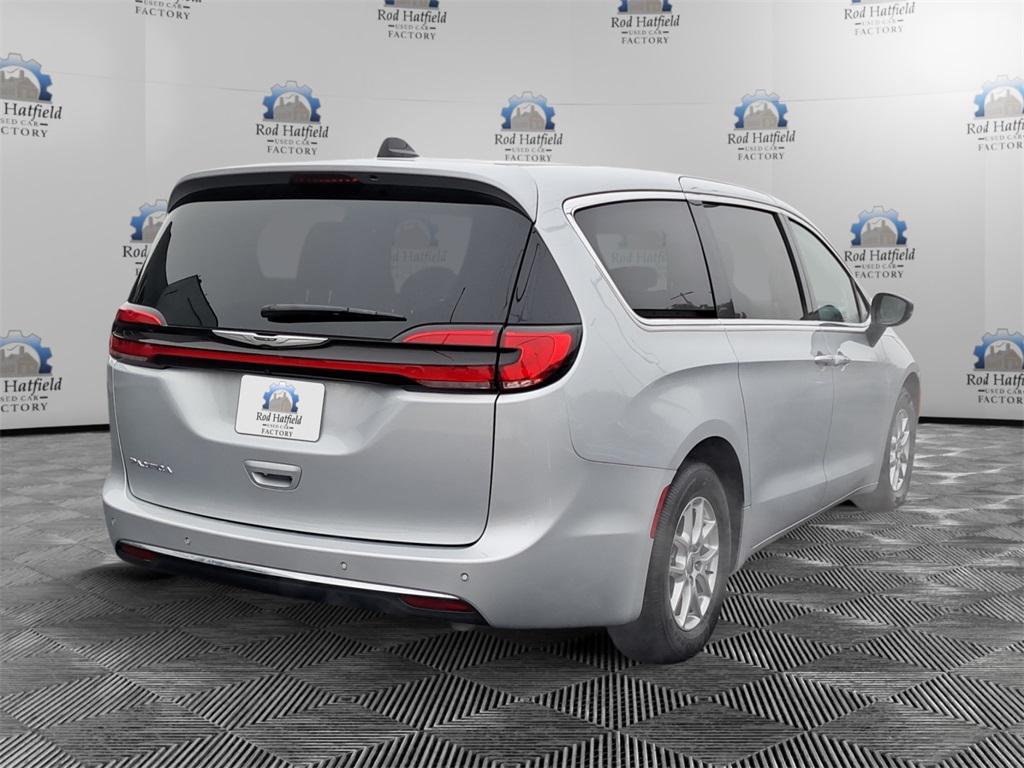 used 2024 Chrysler Pacifica car, priced at $33,787