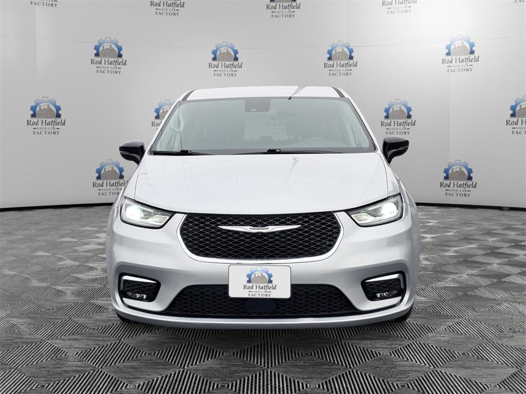 used 2024 Chrysler Pacifica car, priced at $33,787