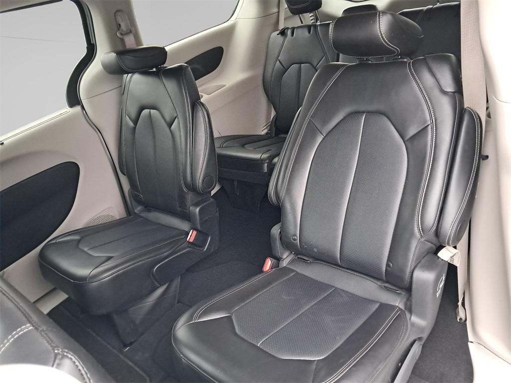 used 2024 Chrysler Pacifica car, priced at $33,787