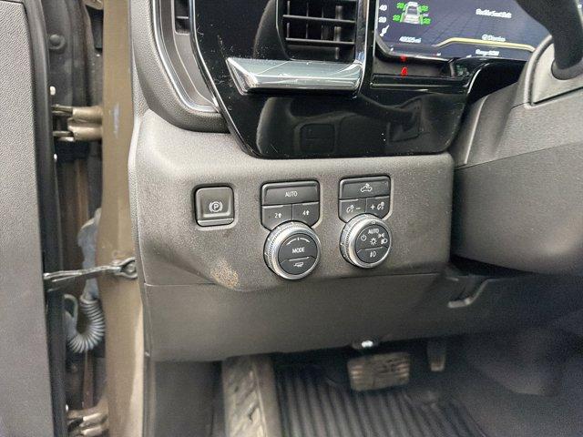 used 2023 GMC Sierra 1500 car, priced at $40,199