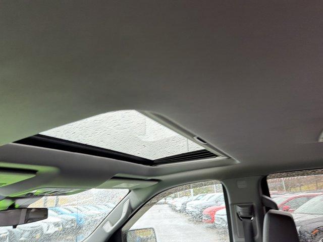 used 2022 Chevrolet Silverado 1500 car, priced at $41,374