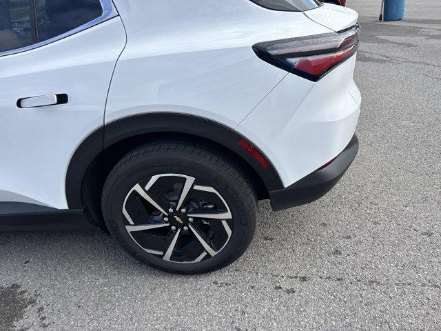 new 2026 Chevrolet Equinox EV car, priced at $39,557