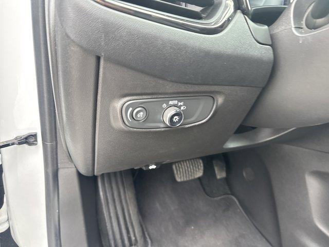 used 2023 Chevrolet Equinox car, priced at $22,200