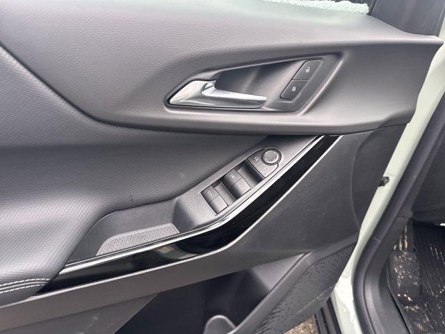 new 2026 Chevrolet Equinox car, priced at $30,758