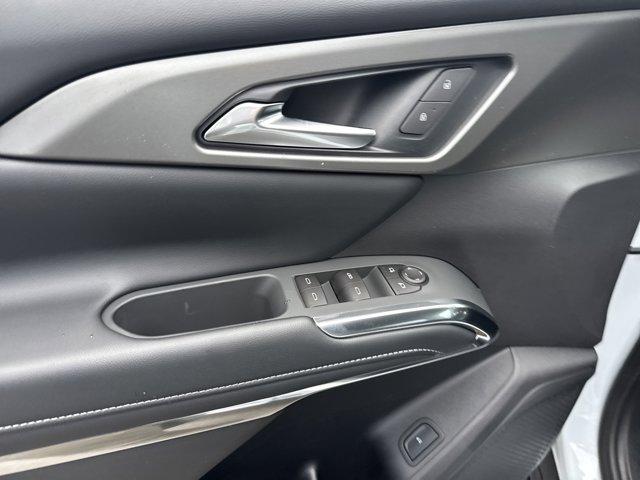 new 2026 Chevrolet Traverse car, priced at $41,204