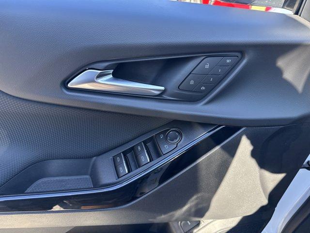 new 2026 Chevrolet Equinox car, priced at $37,003