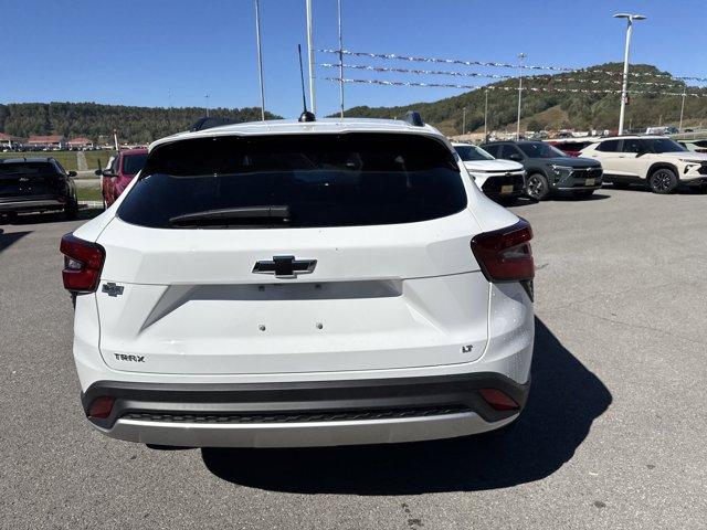 new 2026 Chevrolet Trax car, priced at $25,400