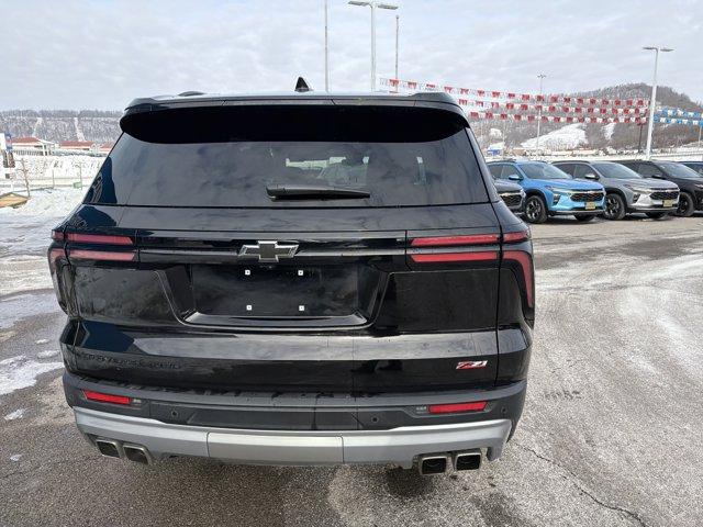 used 2025 Chevrolet Traverse car, priced at $43,870