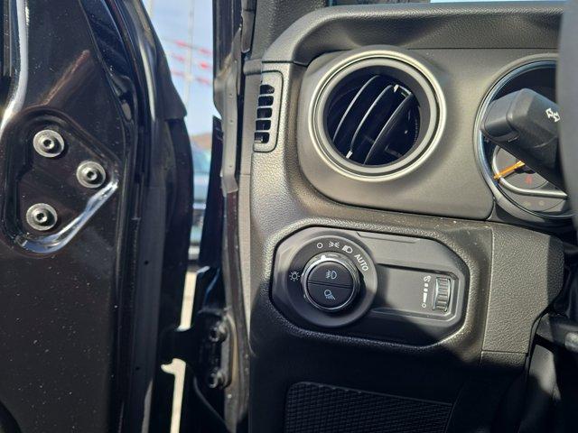 used 2023 Jeep Gladiator car, priced at $32,672