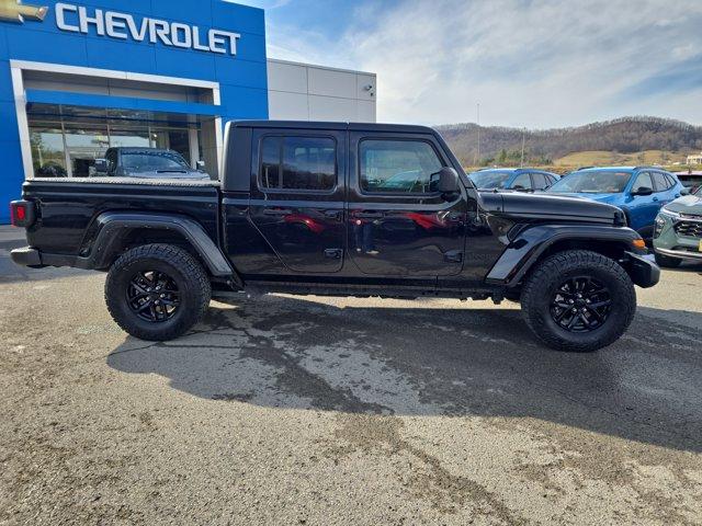 used 2023 Jeep Gladiator car, priced at $32,672