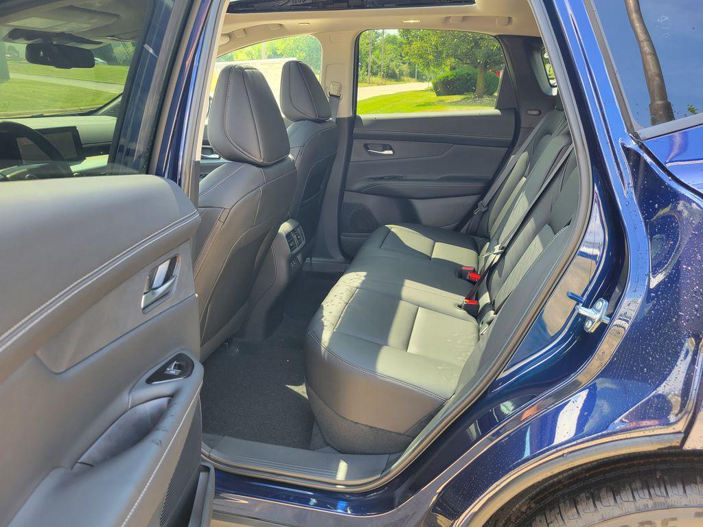 new 2025 Nissan Murano car, priced at $39,999