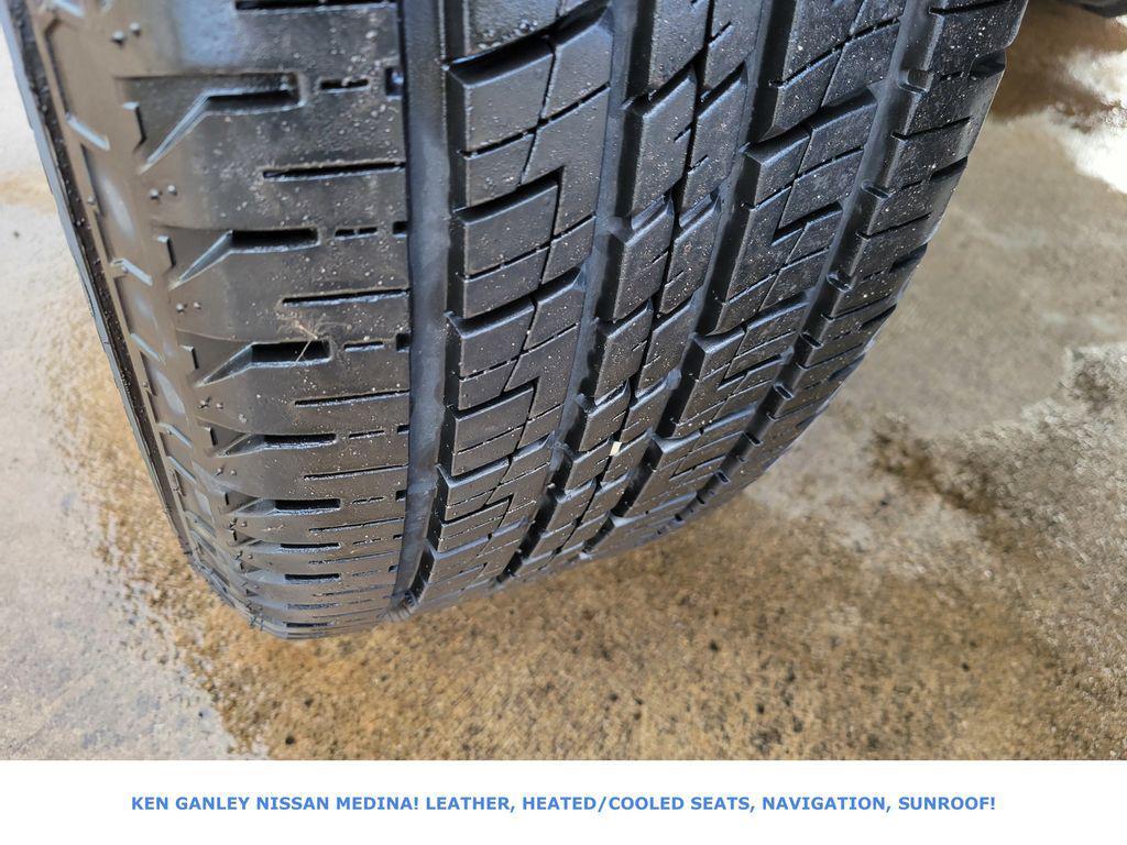 used 2024 Ford Expedition car, priced at $42,491