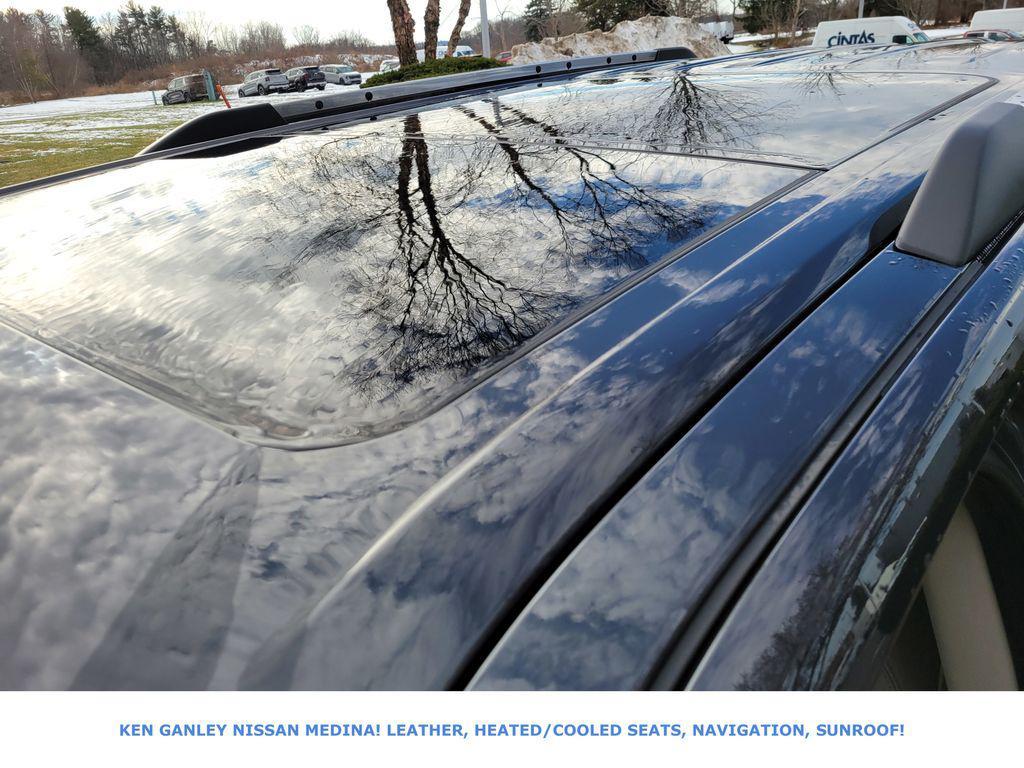 used 2024 Ford Expedition car, priced at $42,491