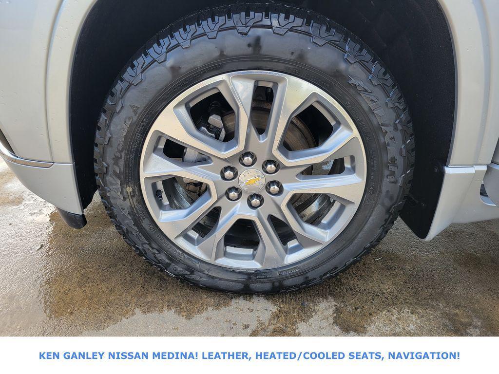 used 2019 Chevrolet Traverse car, priced at $14,391