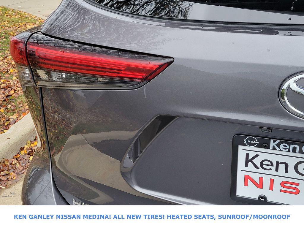 used 2023 Toyota Highlander car, priced at $31,710